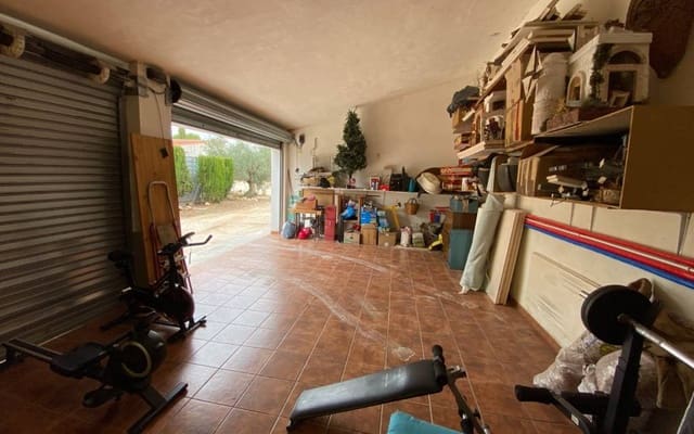 8 soverom Villa til salgs i Sax med svømmebasseng garasje - € 499 995 (Ref: 9231286)