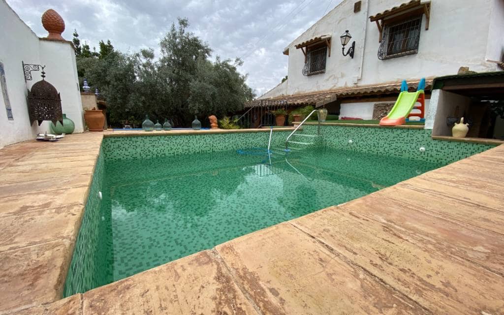 8 bedroom Villa for sale in Sax with pool garage - € 499,995 (Ref: 9231286)