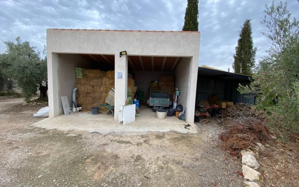 8 bedroom Villa for sale in Sax with pool garage - € 499,995 (Ref: 9231286)