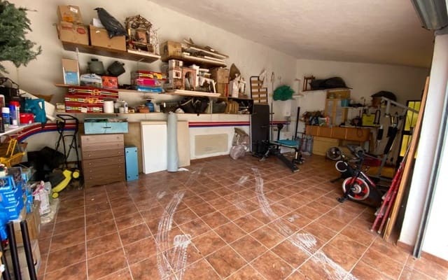 8 soverom Villa til salgs i Sax med svømmebasseng garasje - € 499 995 (Ref: 9231286)