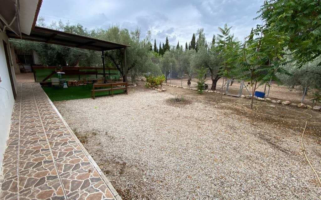 8 bedroom Villa for sale in Sax with pool garage - € 499,995 (Ref: 9231286)