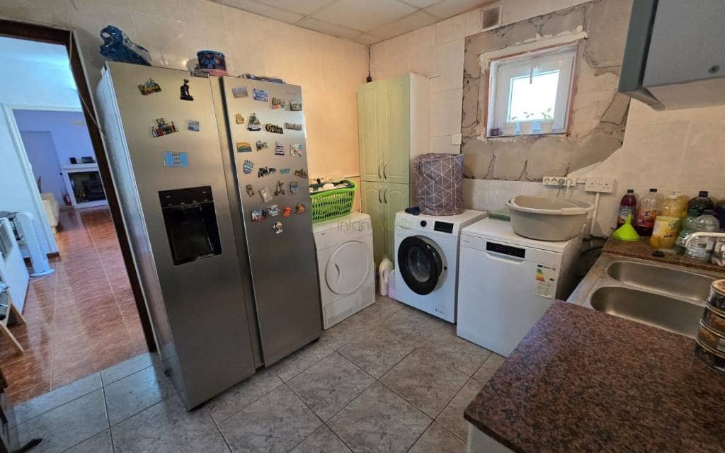 Finca/Landehus til salg i La Zarza med swimmingpool garage - € 225.000 (Ref: 9257682)