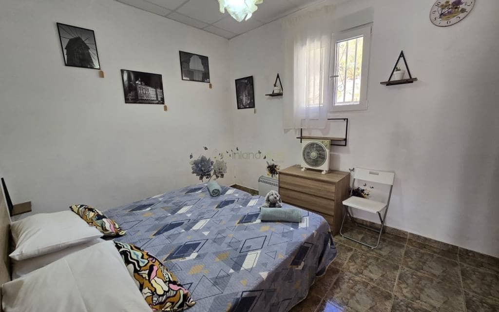 Finca/Landehus til salg i La Zarza med swimmingpool garage - € 225.000 (Ref: 9257682)