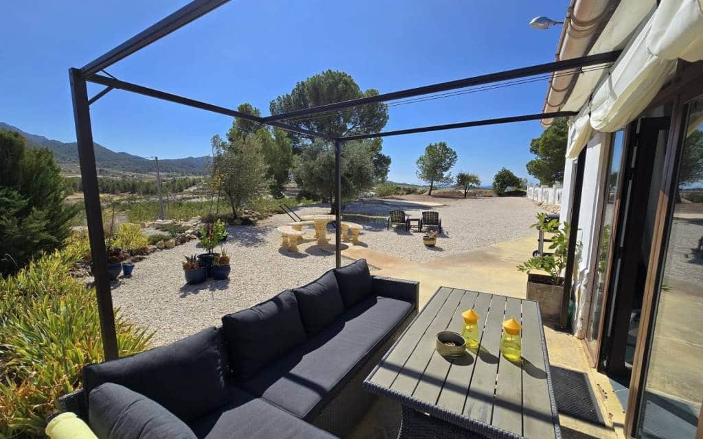 Finca/Landehus til salg i La Zarza med swimmingpool garage - € 225.000 (Ref: 9257682)