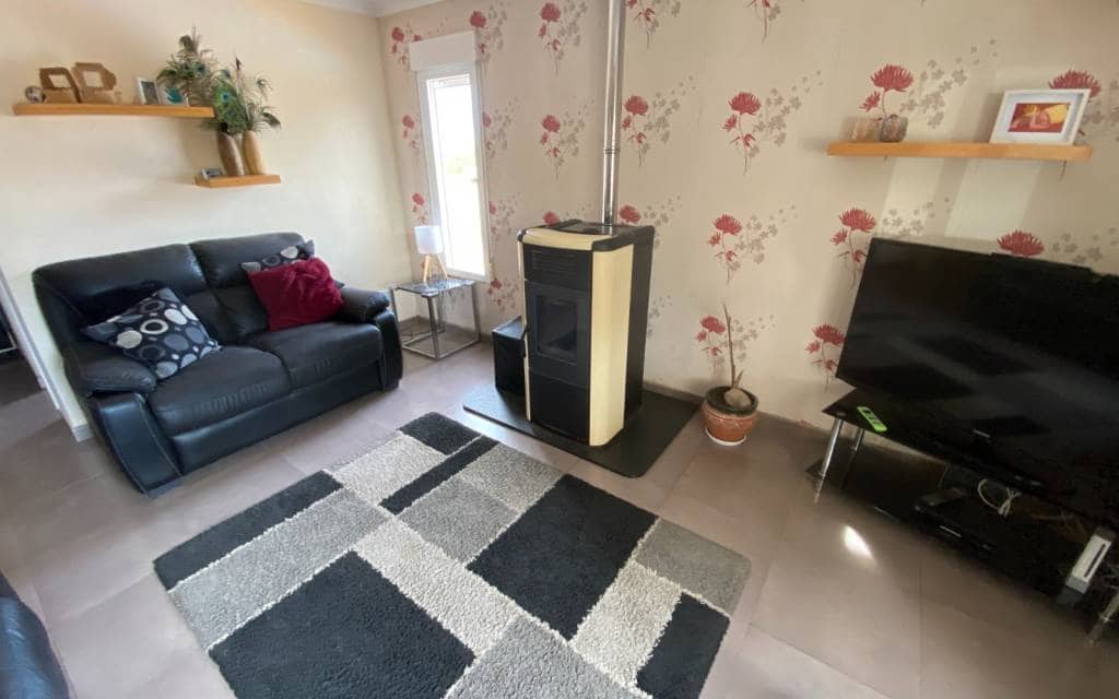 5 soverom Villa til salgs i Sax med svømmebasseng - € 375 000 (Ref: 9309025)