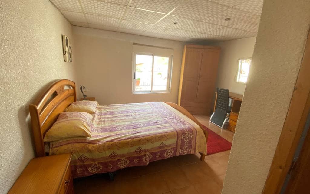 5 soverom Villa til salgs i Sax med svømmebasseng - € 375 000 (Ref: 9309025)