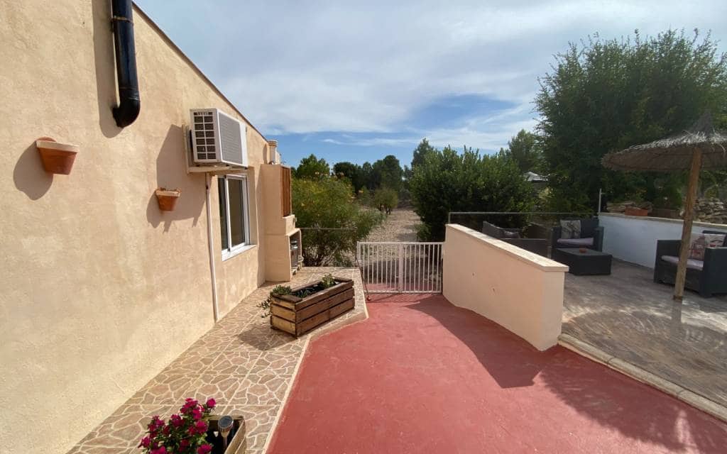 5 soverom Villa til salgs i Sax med svømmebasseng - € 375 000 (Ref: 9309025)