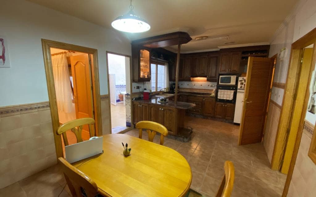 5 soverom Hus til salgs i Sax med svømmebasseng garasje - € 175 000 (Ref: 9348794)