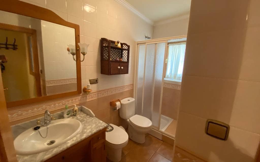 5 soverom Hus til salgs i Sax med svømmebasseng garasje - € 175 000 (Ref: 9348794)