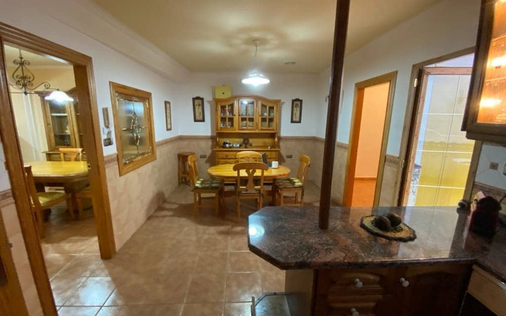 5 soverom Hus til salgs i Sax med svømmebasseng garasje - € 175 000 (Ref: 9348794)