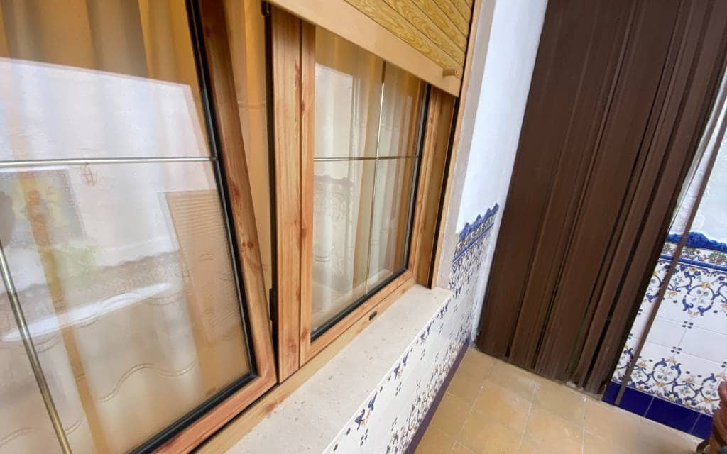 5 soverom Hus til salgs i Sax med svømmebasseng garasje - € 175 000 (Ref: 9348794)