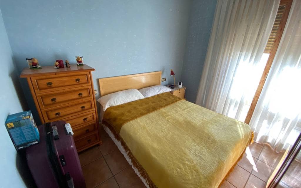 5 soverom Hus til salgs i Sax med svømmebasseng garasje - € 175 000 (Ref: 9348794)