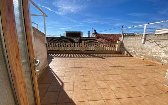 5 soverom Hus til salgs i Sax med svømmebasseng garasje - € 175 000 (Ref: 9348794)