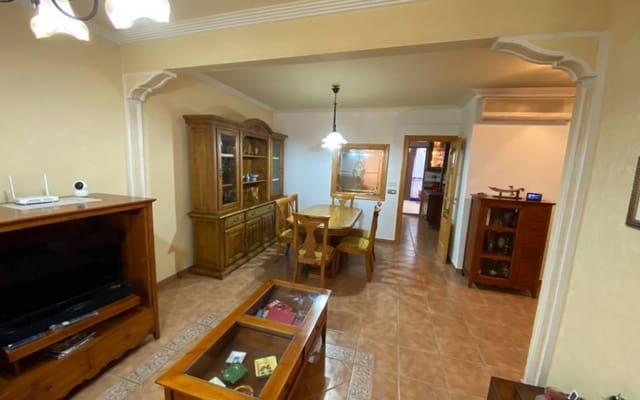 5 soverom Hus til salgs i Sax med svømmebasseng garasje - € 175 000 (Ref: 9348794)