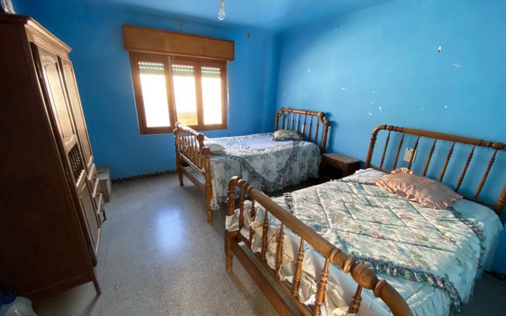 5 bedroom Townhouse for sale in Salinas - € 70,000 (Ref: 9353937)