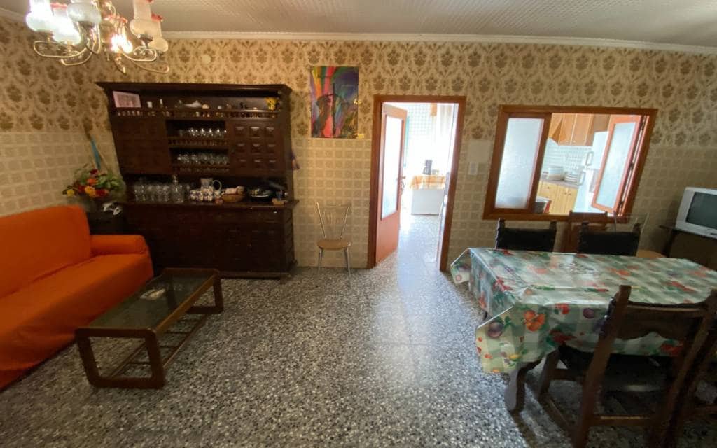 5 bedroom Townhouse for sale in Salinas - € 70,000 (Ref: 9353937)