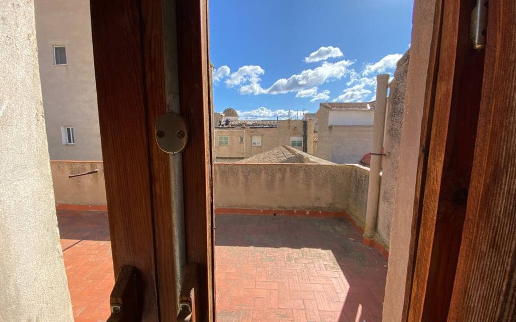 5 bedroom Townhouse for sale in Salinas - € 70,000 (Ref: 9353937)