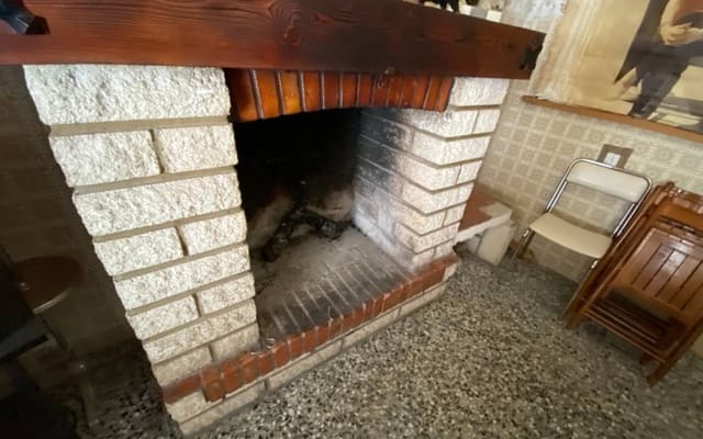 5 bedroom Townhouse for sale in Salinas - € 70,000 (Ref: 9353937)