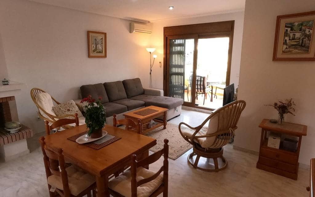 2 Zimmer Apartment zu verkaufen in Algorfa mit Pool - 155.000 € (Ref: 9371380)