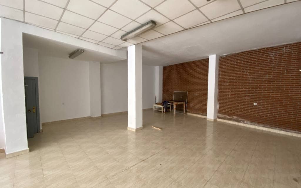 4 soverom Hus til salgs i Sax med garasje - € 249 000 (Ref: 9379726)