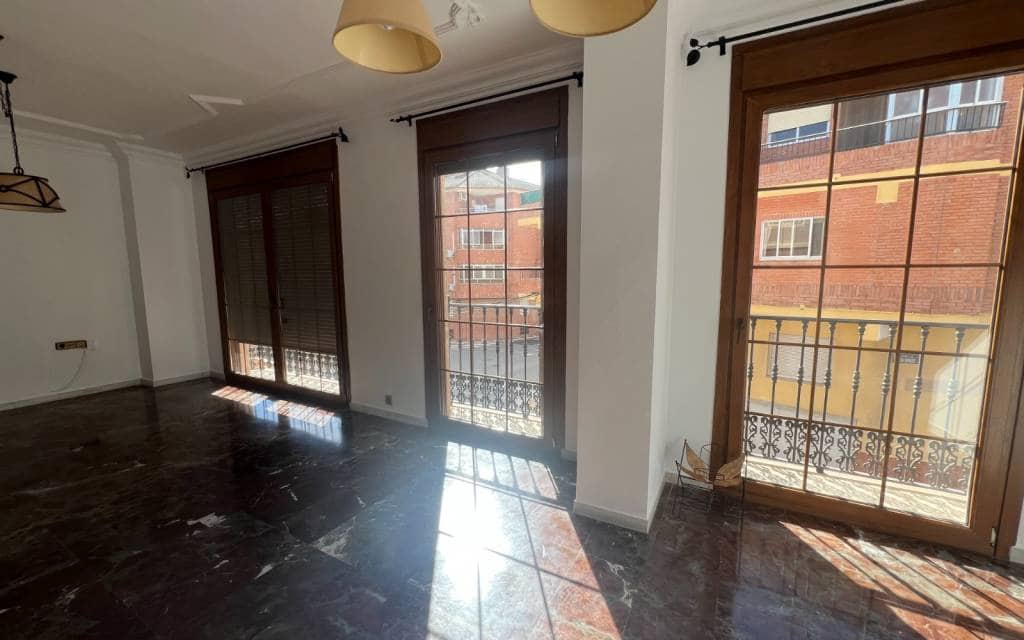 4 soverom Hus til salgs i Sax med garasje - € 249 000 (Ref: 9379726)