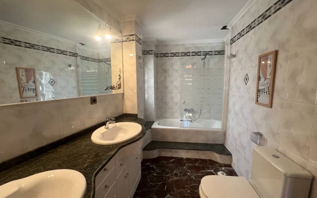 4 soverom Hus til salgs i Sax med garasje - € 249 000 (Ref: 9379726)