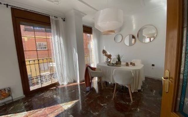 4 sypialnia Dom na sprzedaż w Sax z garażem - 249 000 € (Ref: 9379726)