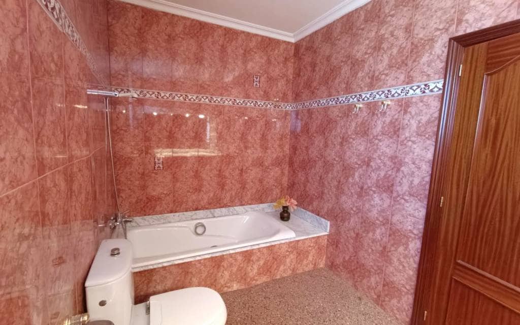 6 slaapkamer Finca/Landhuis te koop in Monovar / Monover - € 395.000 (Ref: 9383541)