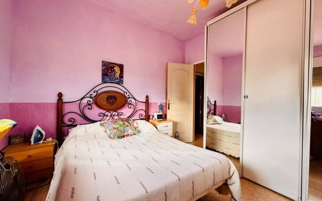 3 soveværelse Villa til salg i Monóvar / Monóver med swimmingpool garage - € 185.000 (Ref: 9383543)