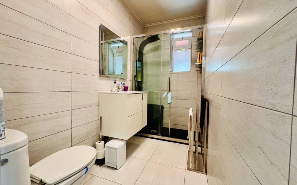 4 bedroom Villa for sale in Aspe with pool - € 395,000 (Ref: 9383545)