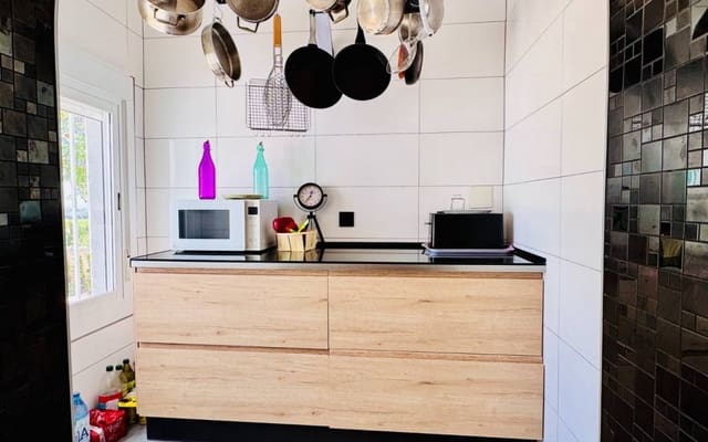 4 bedroom Villa for sale in Aspe with pool - € 395,000 (Ref: 9383545)