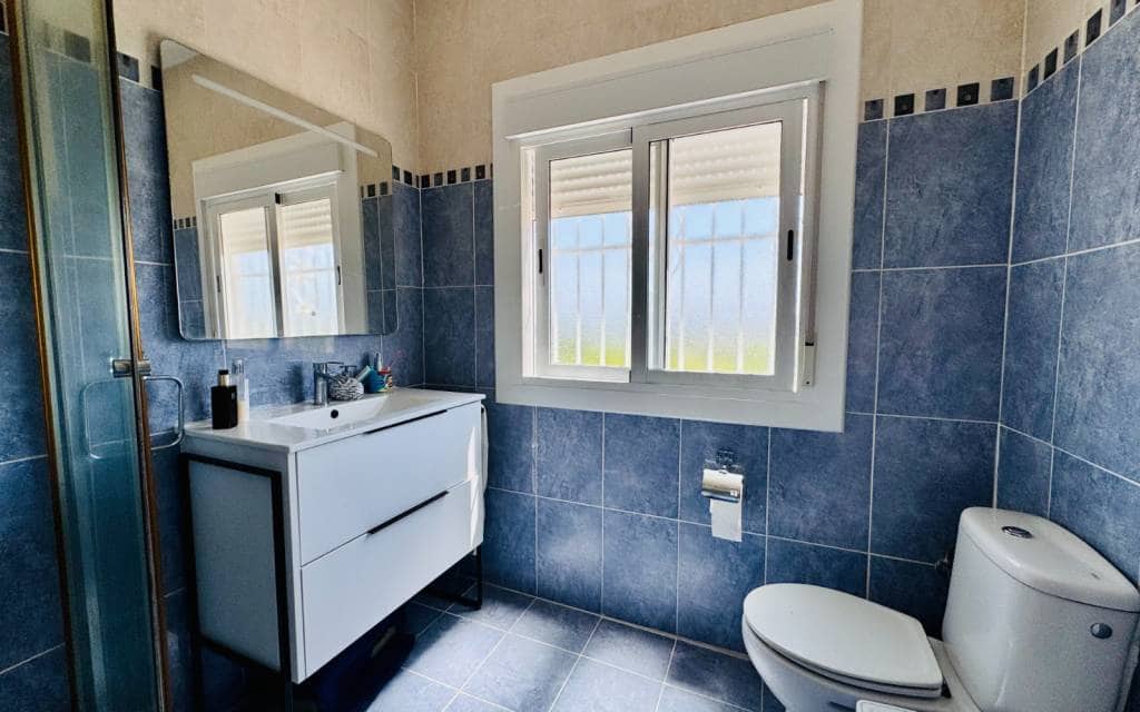 4 bedroom Villa for sale in Aspe with pool - € 395,000 (Ref: 9383545)