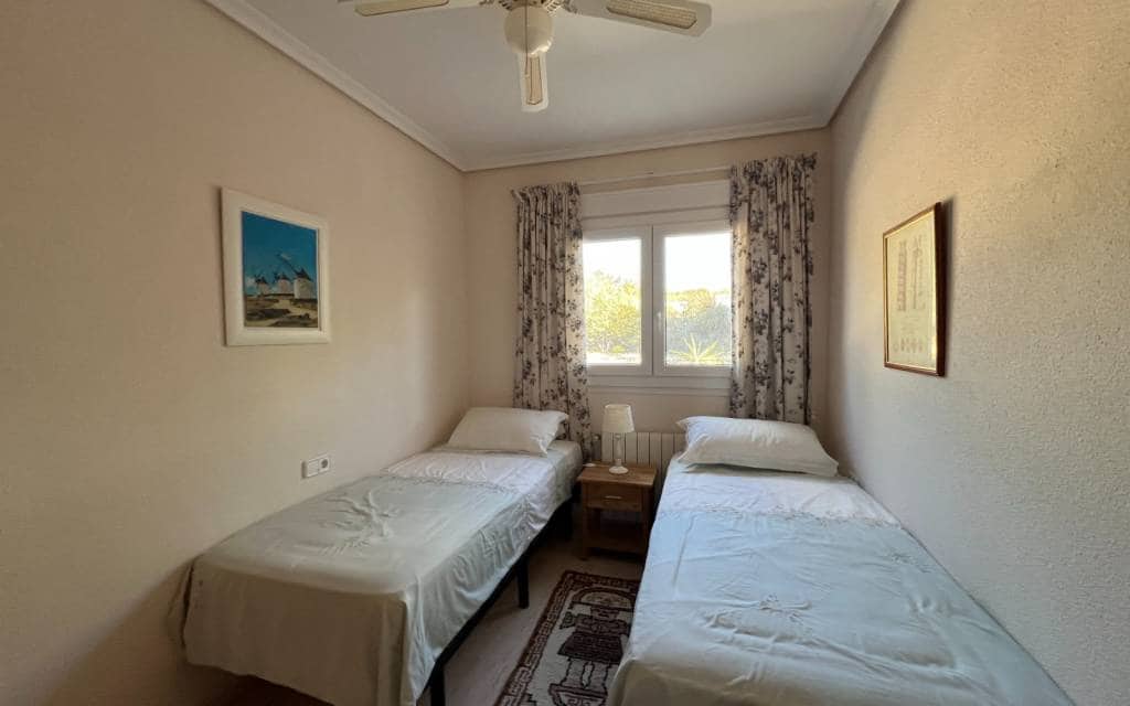 3 soverom Villa til salgs i Sax med svømmebasseng garasje - € 399 995 (Ref: 9402559)