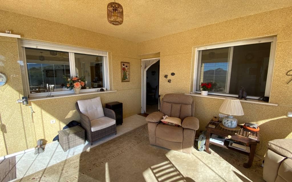 3 soverom Villa til salgs i Sax med svømmebasseng garasje - € 399 995 (Ref: 9402559)