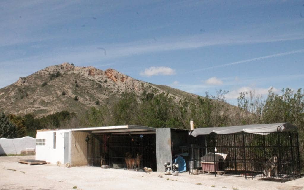 3 bedroom Villa for sale in Villena - € 269,000 (Ref: 9434587)