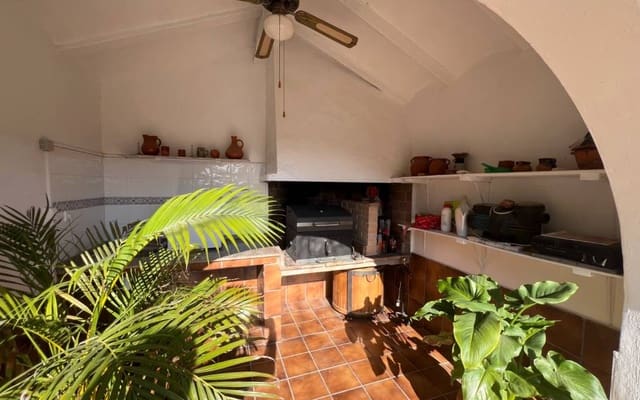 4 sovrum Finca/Hus på landet till salu i Salinas med pool garage - 399 995 € (Ref: 9453625)