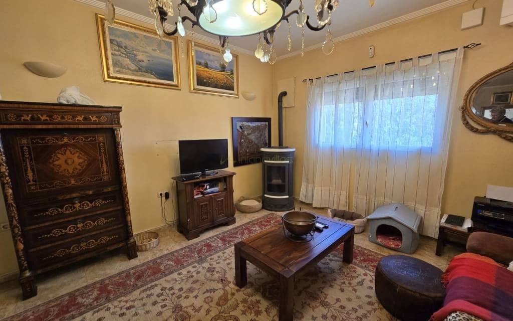 4 bedroom Villa for sale in Sax with pool garage - € 499,995 (Ref: 9465915)