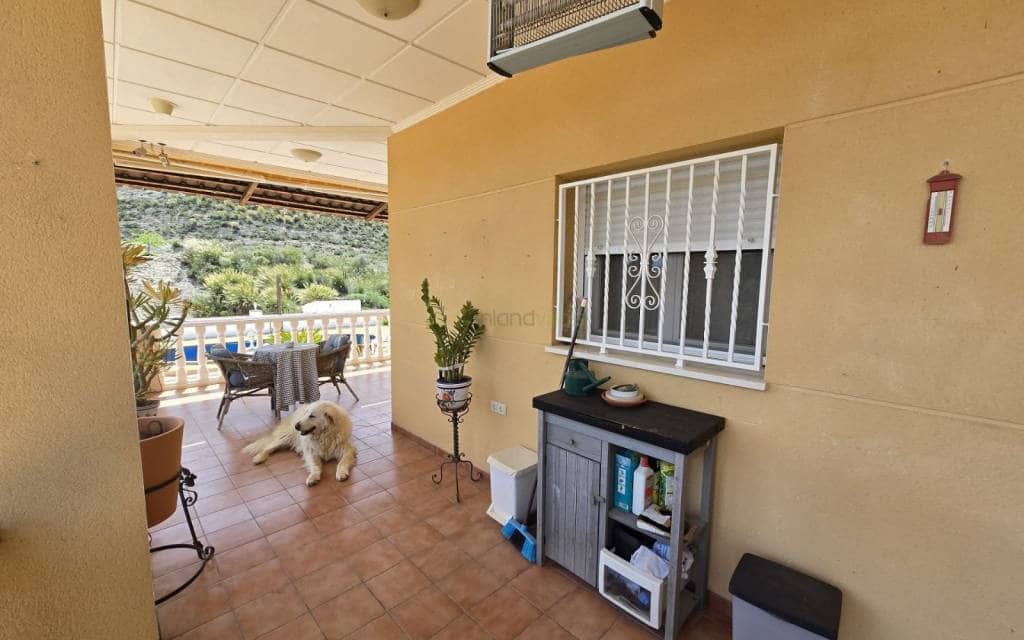 4 bedroom Villa for sale in Sax with pool garage - € 499,995 (Ref: 9465915)