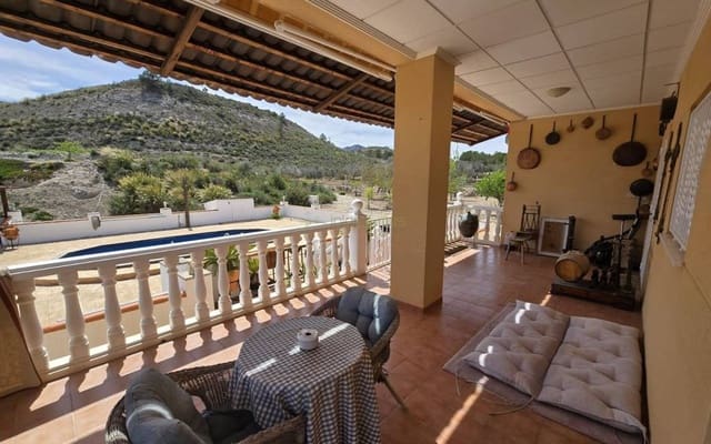 4 bedroom Villa for sale in Sax with pool garage - € 499,995 (Ref: 9465915)