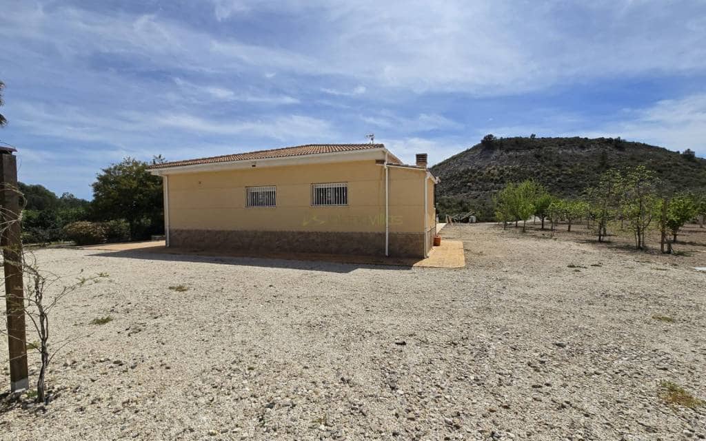 4 bedroom Villa for sale in Sax with pool garage - € 499,995 (Ref: 9465915)