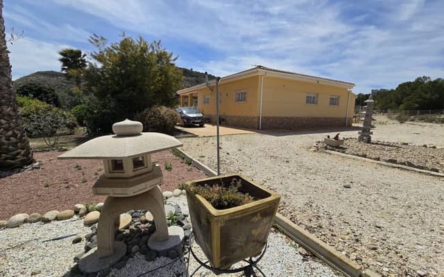 4 bedroom Villa for sale in Sax with pool garage - € 499,995 (Ref: 9465915)