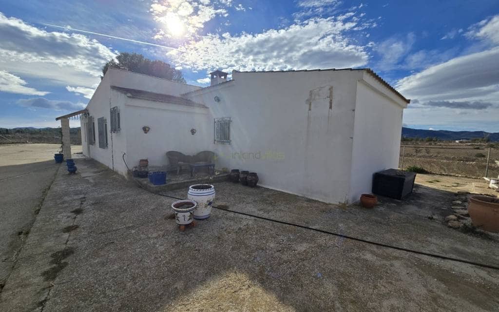 2 soverom Finca/Herregård til salgs i Monovar / Monover med svømmebasseng garasje - € 199 999 (Ref: 9466178)