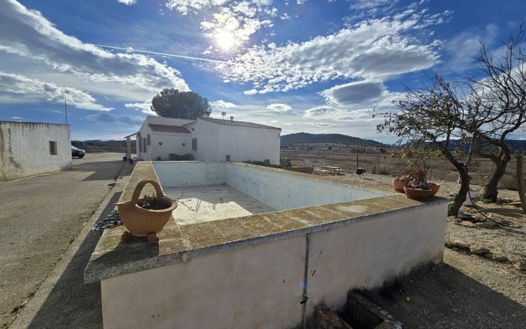 2 soverom Finca/Herregård til salgs i Monovar / Monover med svømmebasseng garasje - € 199 999 (Ref: 9466178)