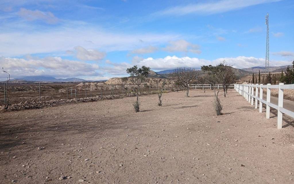 2 soverom Finca/Herregård til salgs i Monovar / Monover med svømmebasseng garasje - € 199 999 (Ref: 9466178)