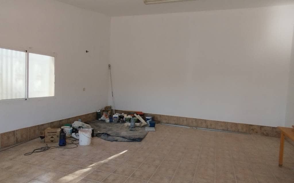 3 bedroom Villa for sale in Sax with pool garage - € 575,000 (Ref: 9516335)