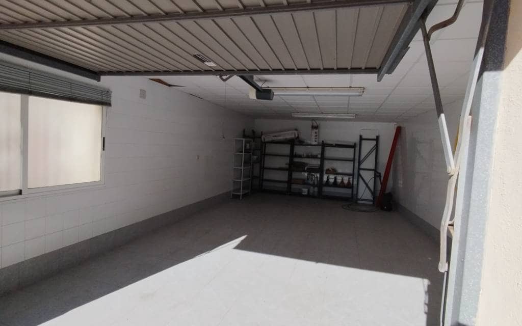 3 bedroom Villa for sale in Sax with pool garage - € 575,000 (Ref: 9516335)