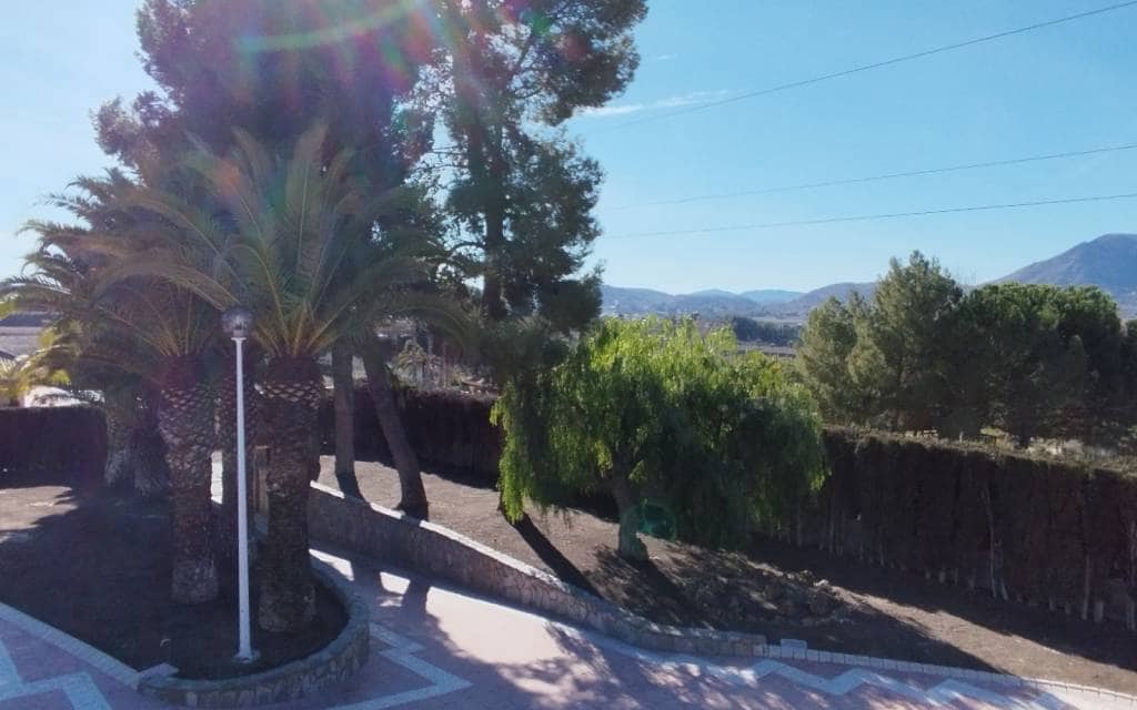 3 bedroom Villa for sale in Sax with pool garage - € 575,000 (Ref: 9516335)