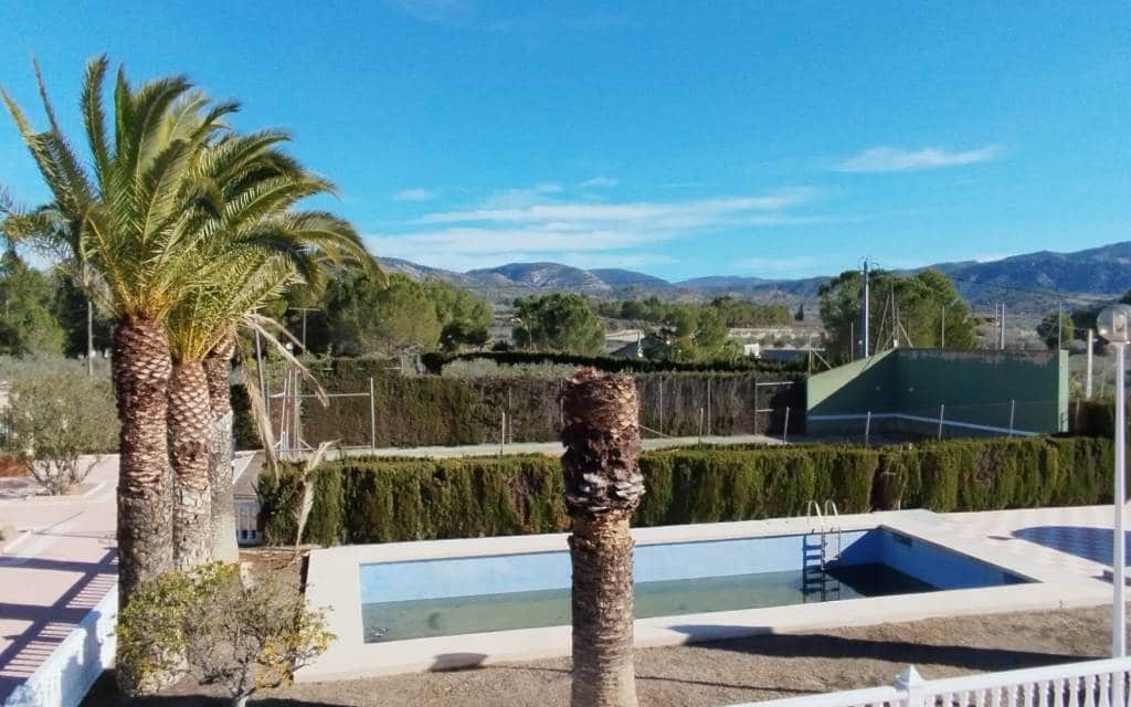 3 bedroom Villa for sale in Sax with pool garage - € 575,000 (Ref: 9516335)