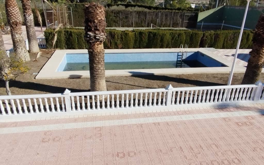 3 bedroom Villa for sale in Sax with pool garage - € 575,000 (Ref: 9516335)