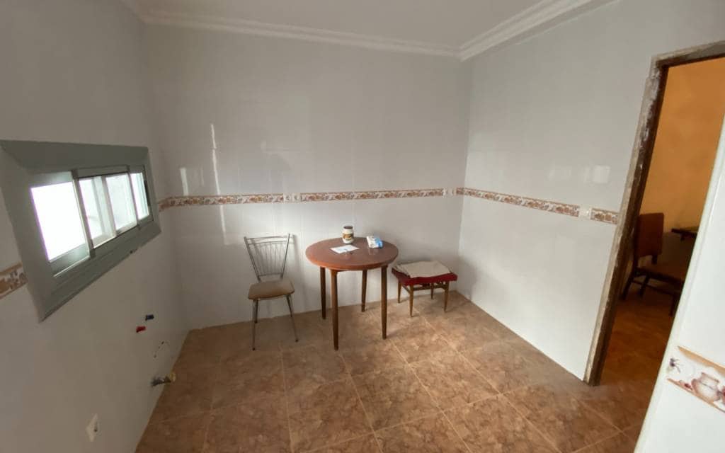 3 bedroom Apartment for sale in Sax with garage - € 69,995 (Ref: 9548954)